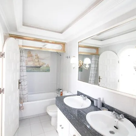 Atico Castillo De Mar לה מנגה דל מר מנור